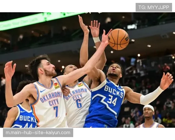 雄鹿七人得分上双掀翻雷霆 助教临场指挥完胜对手教练组 雄鹿七人得分上双掀翻雷霆 助教临场指挥完胜对手教练组