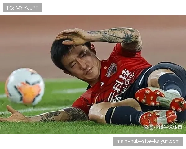 姜至鹏肘击韦林顿直红 首轮比赛对抗尺度引发关注讨论